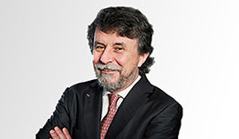 AGÜ Talks Söyleşileri...